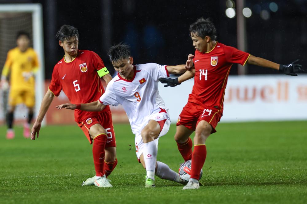 安帅：内马尔能力很强，但我不会带缺比赛强度的球员去世界杯